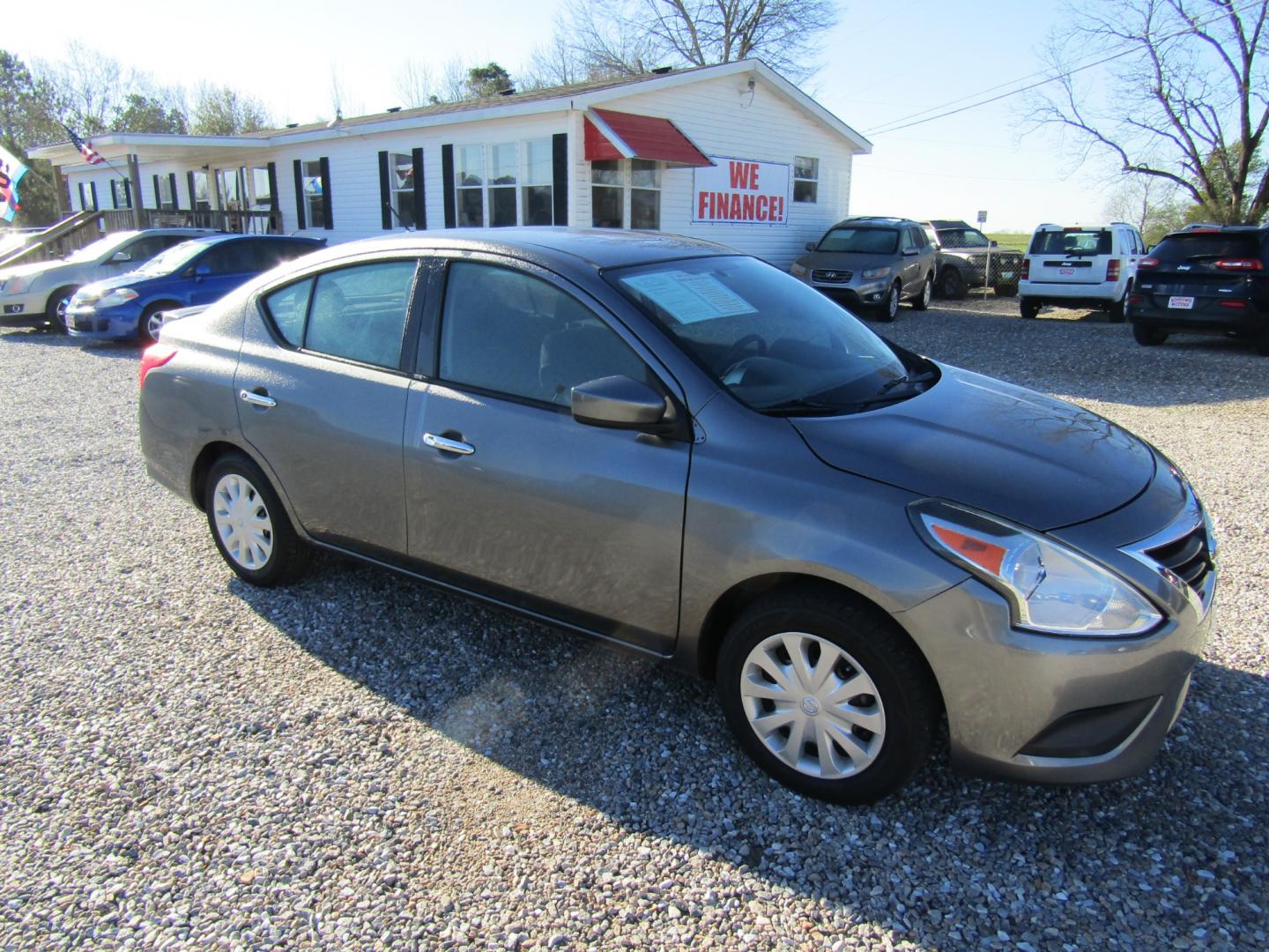 2018 Gray Nissan Versa (3N1CN7AP7JL) , Automatic transmission, located at 15016 S Hwy 231, Midland City, AL, 36350, (334) 983-3001, 31.306210, -85.495277 - Photo#0